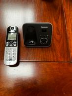 Vaste huistelefoon, Telecommunicatie, Vaste telefoons | Handsets en Draadloos, Ophalen of Verzenden, Zo goed als nieuw, 3 handsets