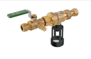 Watts CA 2096 Terugstroombeveiliging + Trechter 22mm beschikbaar voor biedingen