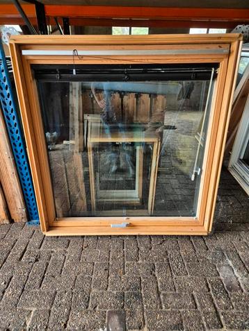 Vekux dakraam GPL U08 3059 / 134x140 bxh beschikbaar voor biedingen