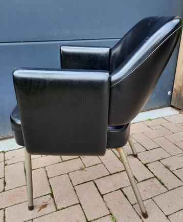 VINTAGE FAUTEUIL   OLLI MANNERMA   beschikbaar voor biedingen