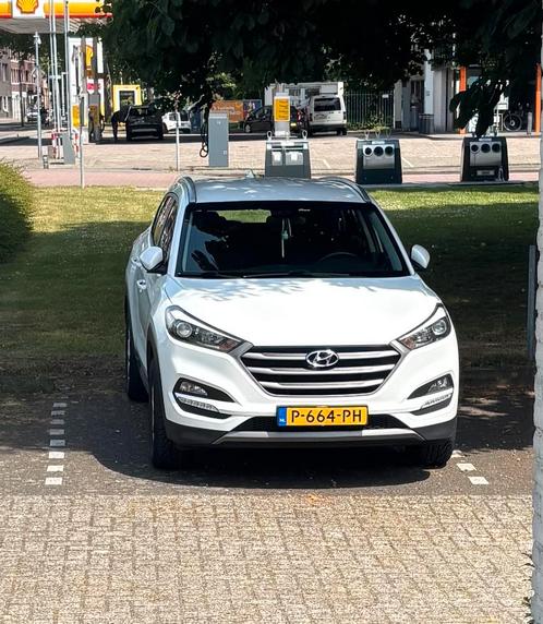 Hyundai Tucson 1.6 GDi 132pk 2016 Wit, Auto's, Hyundai, Particulier, Tucson, Benzine, D, SUV of Terreinwagen, Handgeschakeld, Geïmporteerd