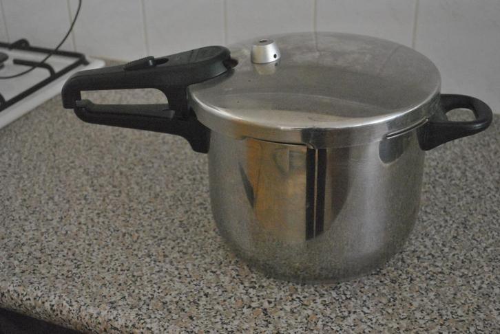 Hogedrukpan, Fissler, Huis en Inrichting, Keuken | Potten en Pannen, Gebruikt, Overige typen, Ophalen of Verzenden