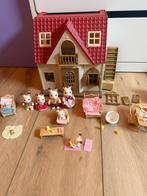 Sylvanian Families Huis + Familie en Accessoires, Kinderen en Baby's, Speelgoed | Poppenhuizen, Ophalen of Verzenden, Zo goed als nieuw