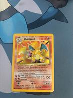 Charizard Base engels!, Hobby en Vrije tijd, Verzamelkaartspellen | Pokémon, Ophalen of Verzenden, Losse kaart