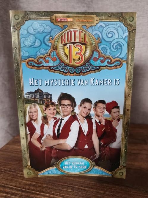 Hotel 13 1 - Het mysterie van kamer 13, Boeken, Kinderboeken | Jeugd | 10 tot 12 jaar, Gelezen, Fictie, Ophalen of Verzenden