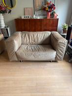 Mooi loveseat leder leer namaak kartell by cartel 🤔, Huis en Inrichting, Ophalen, Tweepersoons, Zo goed als nieuw, Minder dan 150 cm