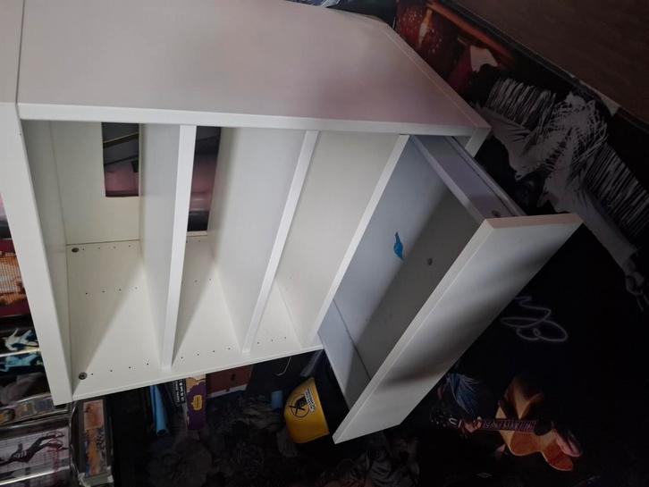 Ikea besta tv meubel audiokabel verrijdbaar, Huis en Inrichting, Kasten | Dressoirs, Zo goed als nieuw, 25 tot 50 cm, Ophalen