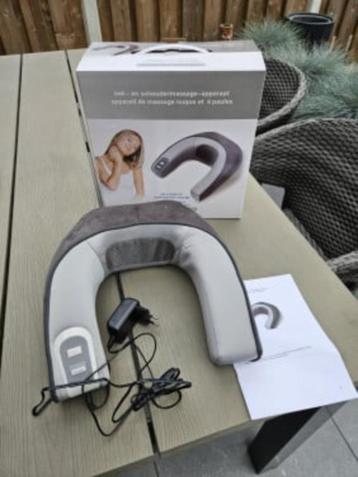 Nieuw HoMedics Nek en schoudermassagekussen met warmte funct beschikbaar voor biedingen