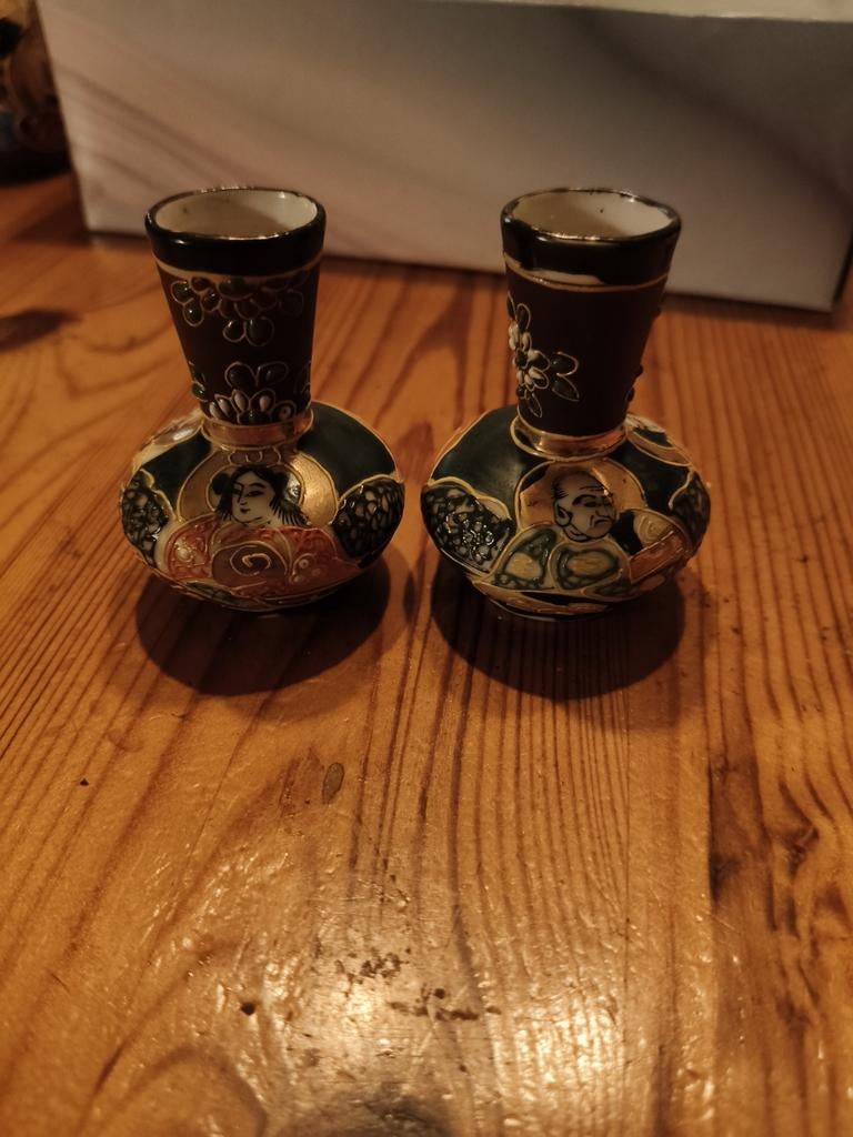 Twee Satsuma Japanse Vaasjes - Eind 1800/Begin 1900, Antiek en Kunst, Antiek | Vazen, Ophalen of Verzenden