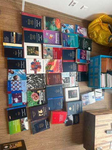 Geneeskunde boeken beschikbaar voor biedingen