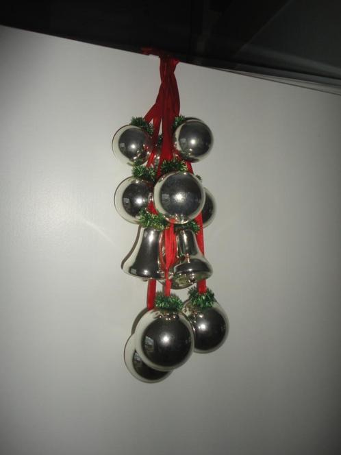 Mooie vintage tros van 12 oude glazen kerstballen, Diversen, Kerst, Gebruikt, Ophalen of Verzenden