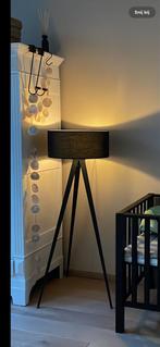 Zwarte vloerlamp, Ophalen, Gebruikt, Metaal, 150 tot 200 cm