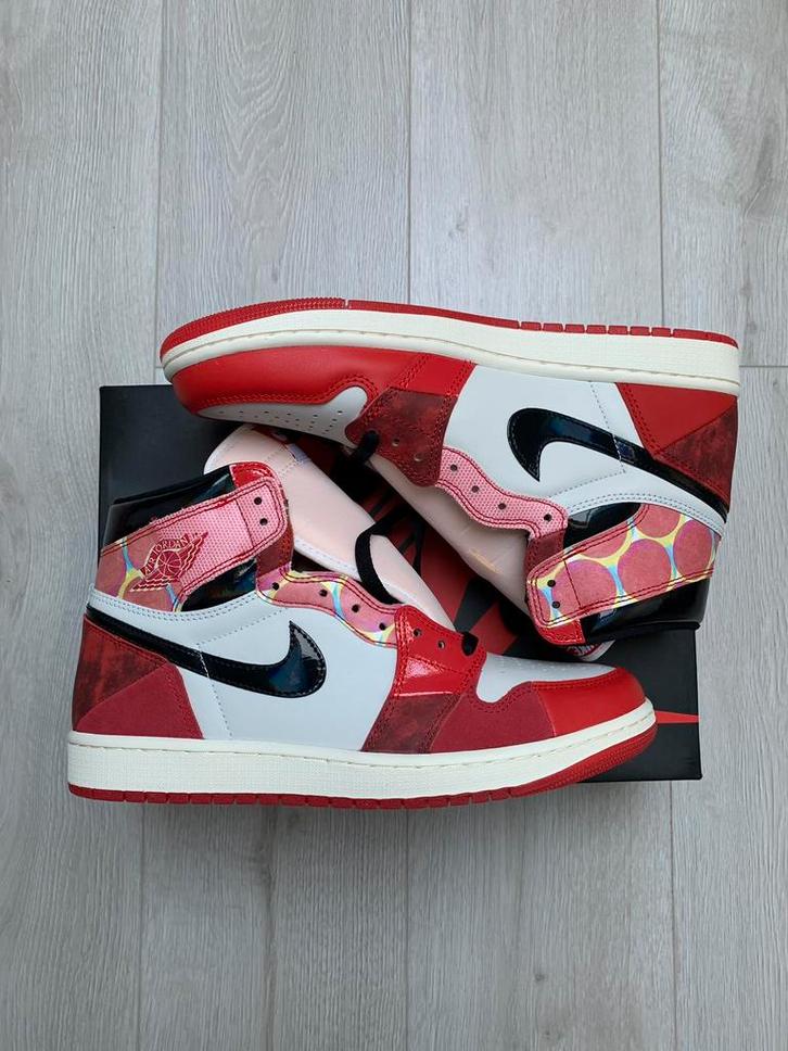 Spider-Man x Air Jordan 1 Retro High OG | Maat 44,5, Kleding | Heren, Schoenen, Nieuw, Sneakers of Gympen, Overige kleuren, Ophalen of Verzenden