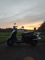 ATC scooter 2012 designed in italy 45km/h, Fietsen en Brommers, Scooters | Overige merken, Ophalen, Gebruikt, Maximaal 45 km/u