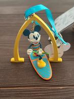 Disney parks aulani mickey mouse ornament, Verzamelen, Disney, Ophalen of Verzenden, Mickey Mouse, Zo goed als nieuw, Beeldje of Figuurtje