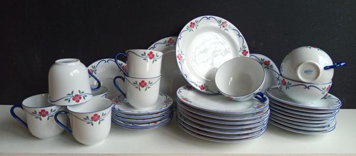 Zweeds Servies 33 st. PIA RÖNNDAHL Sundborn Rörstrand Zweden, Huis en Inrichting, Keuken | Servies, Zo goed als nieuw, Kop(pen) en/of Schotel(s)