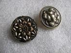 Set van 2 Oude Knopen - 2 cm, Verzenden, Gebruikt, Knoop of Knopen