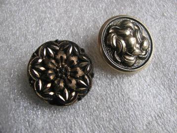 Set van 2 Oude Knopen - 2 cm beschikbaar voor biedingen