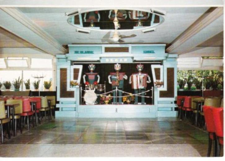 ZANDHOVEN,- Robot orkest in ,,De Blauwe Engel'' 30-10, Verzamelen, Ansichtkaarten | België, Ongelopen, Antwerpen, 1960 tot 1980
