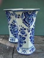 DELFTSBLAUW VAZEN, DELFTS BLAUW, Handwerk, Gesigneerd, Ophalen of Verzenden