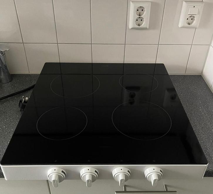 Etna keramische kookplaat, Witgoed en Apparatuur, Kookplaten, Zo goed als nieuw, Vrijstaand, Keramisch, 4 kookzones, Energieklasse A of zuiniger