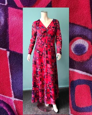 Vintage jaren 70 maxi-jurk in rood/paars maat 38 beschikbaar voor biedingen