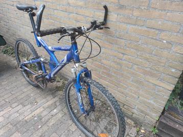Blauwe Giant mountainbike. Voor de opknapper!  beschikbaar voor biedingen
