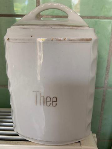 voorraadpot voor thee beschikbaar voor biedingen