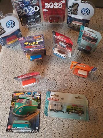VW Busjes 1:64 - Partij van 11 stuks - Nieuw in verpakking beschikbaar voor biedingen