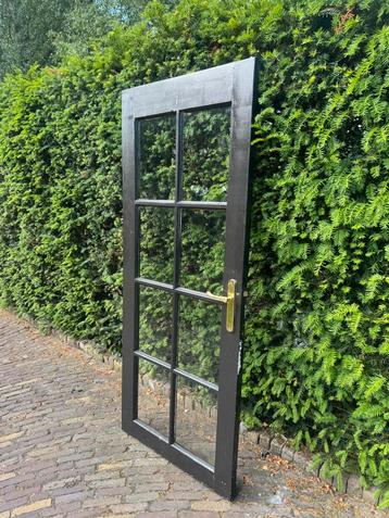 Binnendeur €25,- beschikbaar voor biedingen
