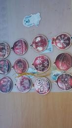 Set van 12 houten ronde kerstballen met verschillende prints, Ophalen, Nieuw