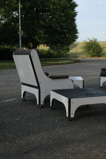 Vintage retro zithoek 70s beschikbaar voor biedingen