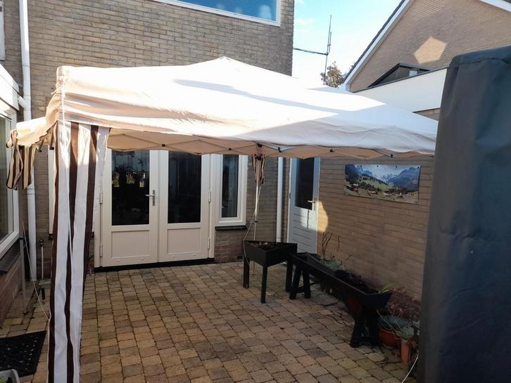 Partytent - Ideaal voor Feestjes! 3x3 meter, Tuin en Terras, Partytenten, Zo goed als nieuw, Partytent, 2 meter of meer, Minder dan 5 meter