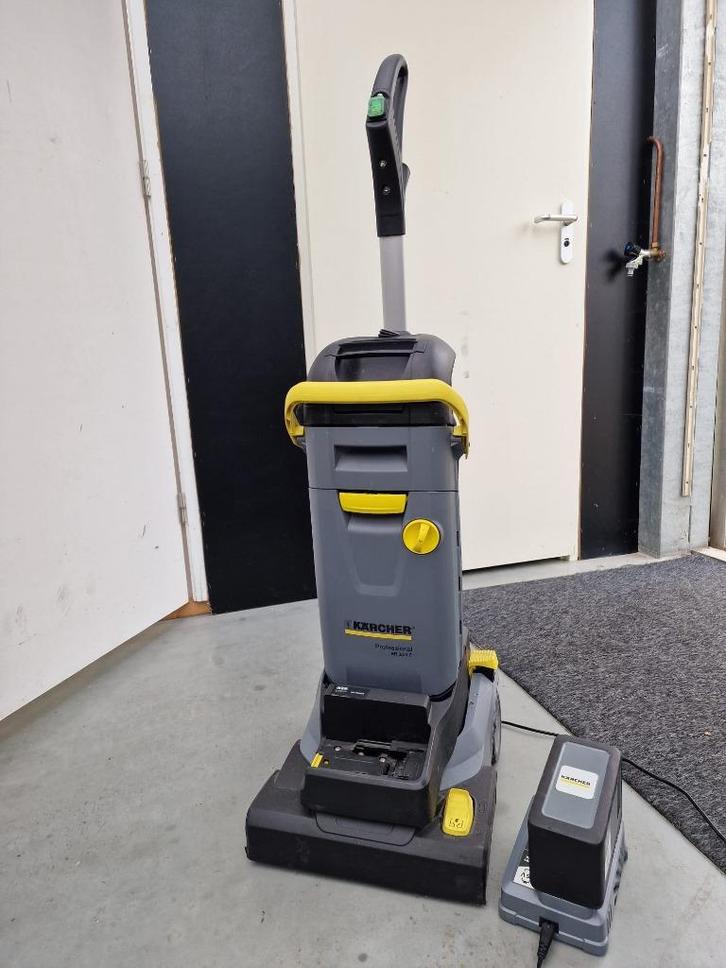 schrob zuig machine echt denk 8 x gebruikt, Doe-het-zelf en Verbouw, Reinigingsmachines, Zo goed als nieuw, Schrobmachine, Ophalen