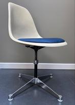 Vintage Eames fiberglass eetkamerstoel bureaustoel, Huis en Inrichting, Stoelen, Ophalen, Zo goed als nieuw, Stof, Eén