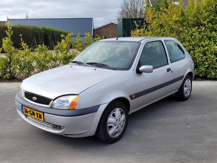 FORD Fiesta 1.3 L 3DRS | Airco! | Org NL | Stuurbekrachtigin, Auto's, Ford, Bedrijf, Te koop, Fiësta, Airconditioning, Metallic lak