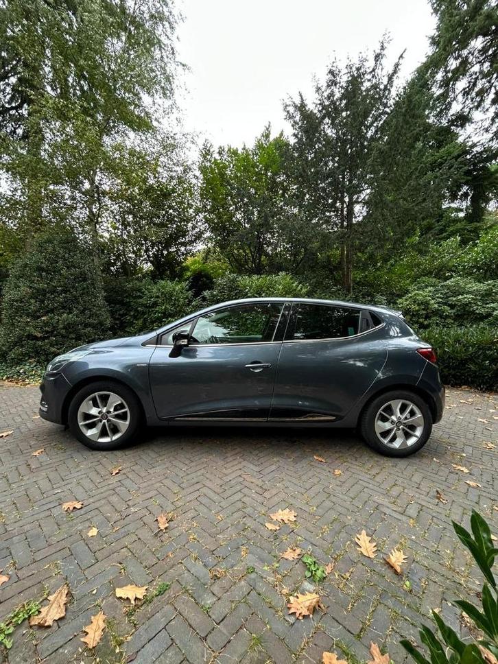 Renault Clio Energy TCe 90pk Eco2 S&S 2016 Grijs, Auto's, Renault, Particulier, Clio, ABS, Airbags, Airconditioning, Bluetooth