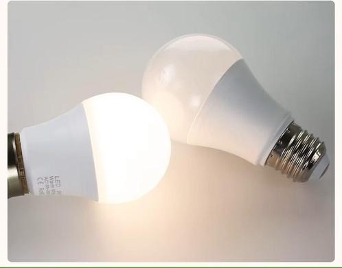 LED Lamp 4 stuks  - Warm-wit - E27 - Lampen - AC 220 V - 9w, Huis en Inrichting, Lampen | Losse lampen, Nieuw, Led-lamp, Minder dan 30 watt