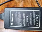 Fietsoplader giant 4 pins, Fietsen en Brommers, Fietsaccessoires | Fietsaccu's, Ophalen, Zo goed als nieuw
