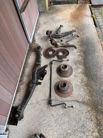 BMW E30 5x120 ombouw onderdelen beschikbaar voor biedingen