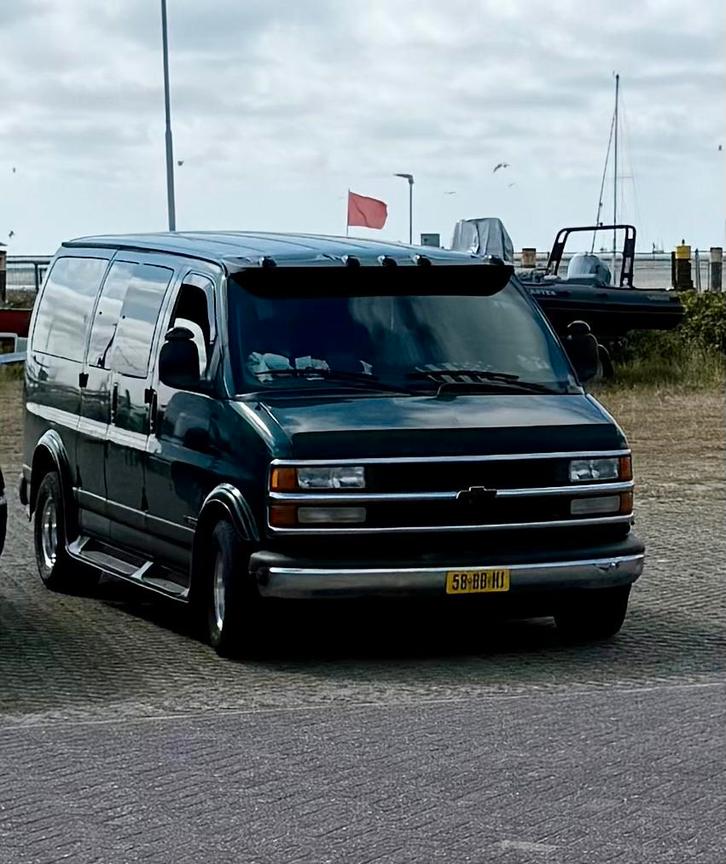 Chevrolet Express 5.7 V8 Ruige Blikvanger LPG APK 10/2026, Auto's, Bestelauto's, Particulier, ABS, Airbags, Airconditioning, Bluetooth