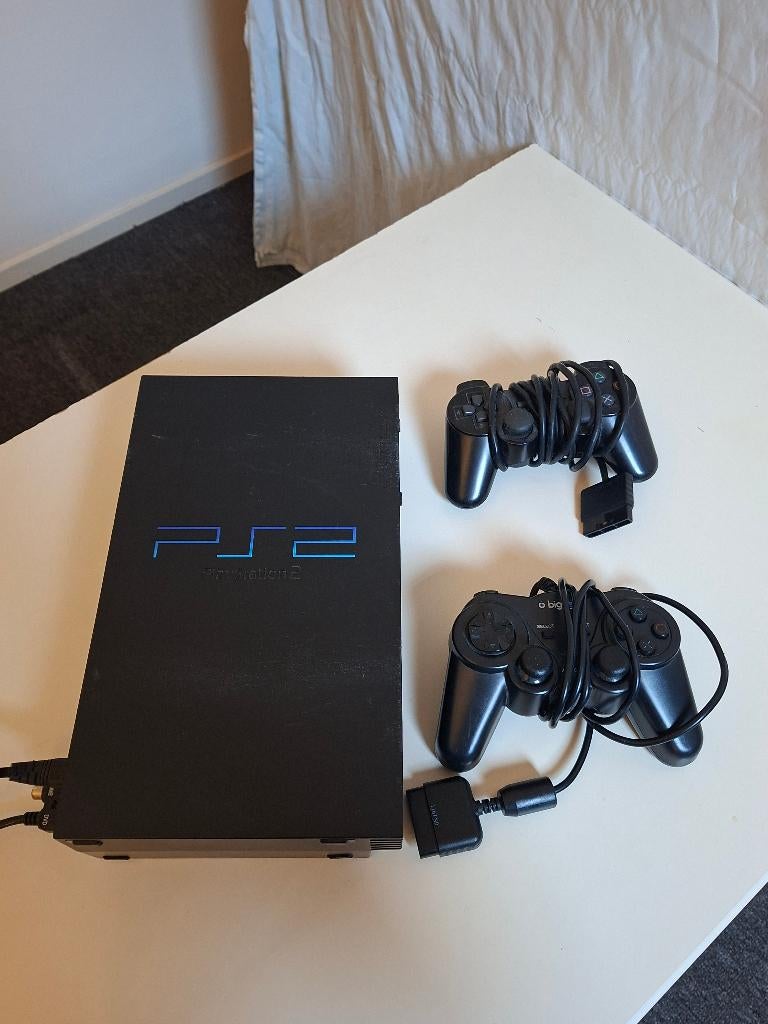 Sony Playstation 2 console inclusief controllers, Spelcomputers en Games, Spelcomputers | Sony PlayStation 2, Gebruikt, Met 2 controllers