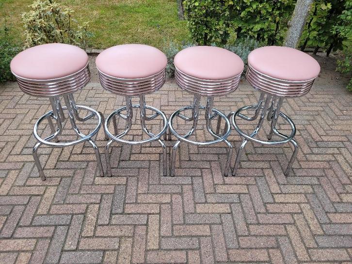 4 roze Amerikaanse Bel Air barkrukken retro fifties sixties, Huis en Inrichting, Barkrukken, Zo goed als nieuw, 60 tot 90 cm, 4 krukken
