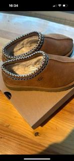 Ugg Tasman, Kleding | Dames, Schoenen, UGG, Verzenden, Zo goed als nieuw, Overige kleuren