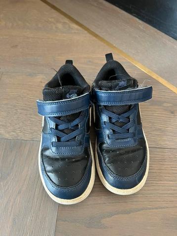 Nike schoenen klittenband mt 27