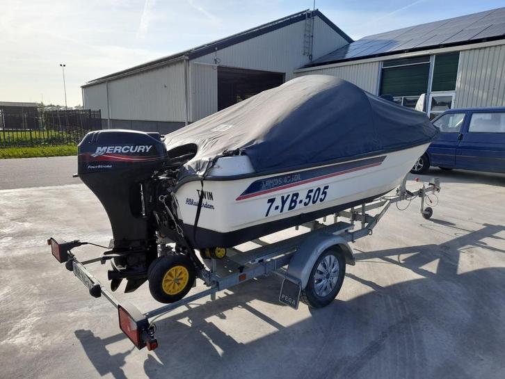 25pk mercury buitenboordmotor, Watersport en Boten, Motorboten en Motorjachten, Zo goed als nieuw, Polyester, Tot 6 meter, Benzine