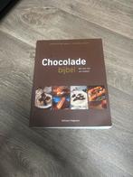 De Chocolade Bijbel - Kookboek, Vegetarisch, Ophalen of Verzenden, Zo goed als nieuw, Taart, Gebak en Desserts