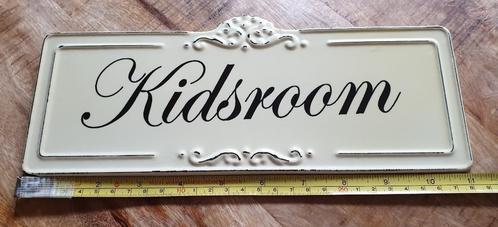Deurbordje kinderkamer 'Kidsroom' 10 x 28 cm, vintage mooi!, Huis en Inrichting, Woonaccessoires | Tekstborden en Spreuken, Zo goed als nieuw