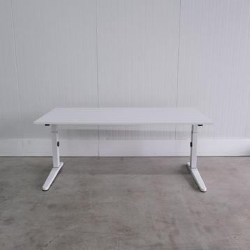 Steelcase knop instelbaar bureau - 180x90cm - H64-92 - BR81 beschikbaar voor biedingen
