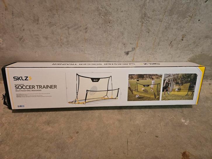SKLZ Quickster Soccer Trainer Rebounder, Sport en Fitness, Voetbal, Zo goed als nieuw, Overige typen, Ophalen